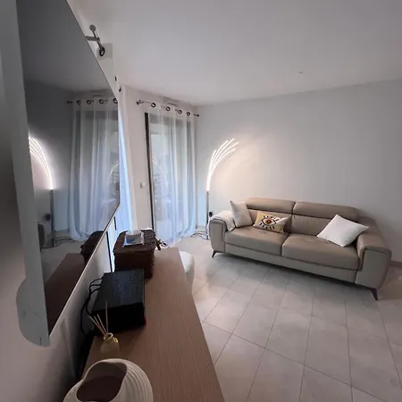 Appartement 1 Chambre - Rue D'Antibes #108 Lägenhet