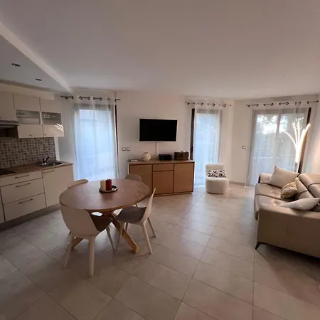 Appartement 1 Chambre - Rue D'Antibes #108 Lägenhet
