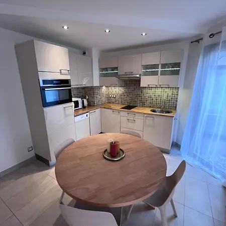 Apartamento 1 - Rue D'antibes #108 *