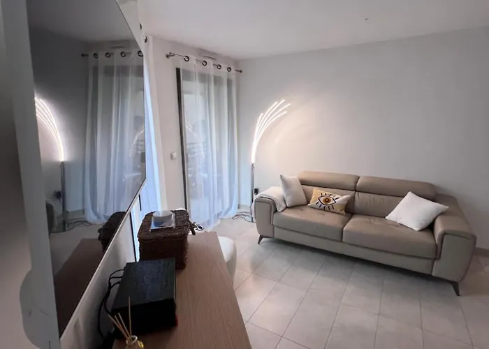 Appartement 1 Chambre - Rue D'Antibes #108 Lägenhet