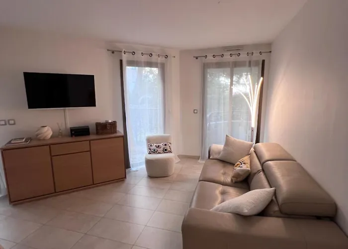 Appartement 1 Chambre - Rue D'Antibes #108 Cannes